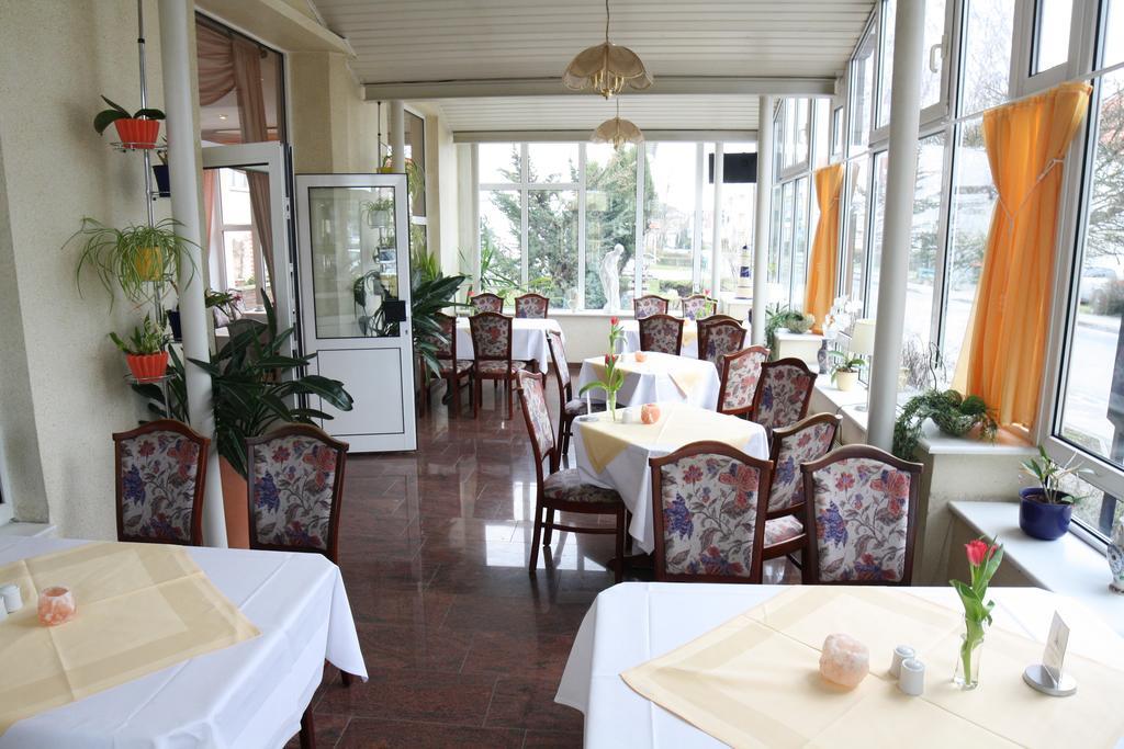 Hotel Poseidon Ostseebad Kühlungsborn Buitenkant foto